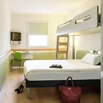 Ibis Budget Augsburg 호텔 *